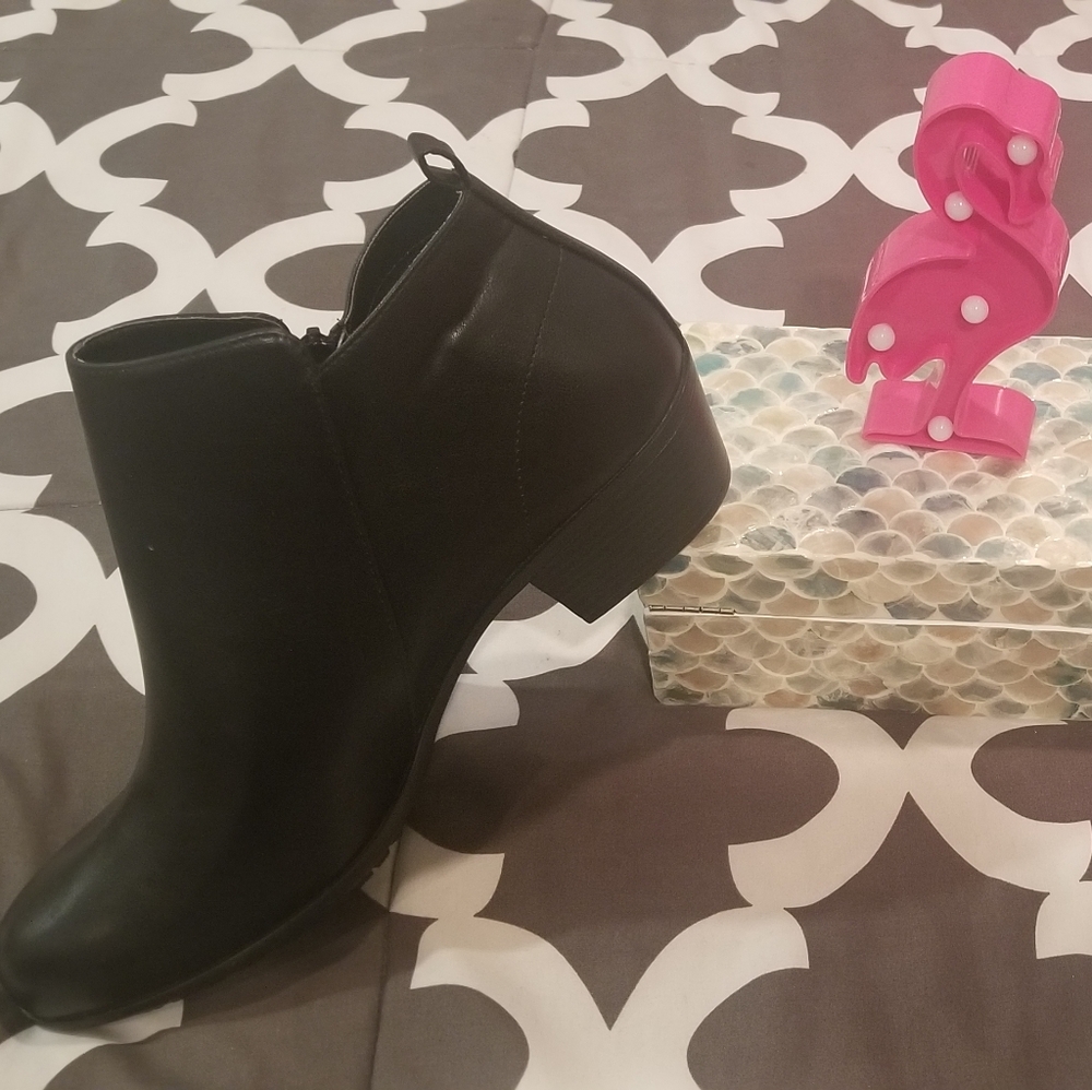 Women booties